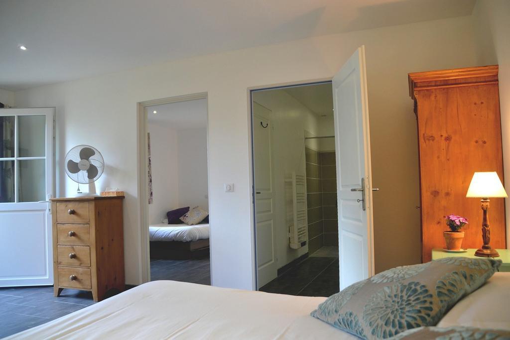 Hotel Les Grands Chenes 생-파르조 객실 사진