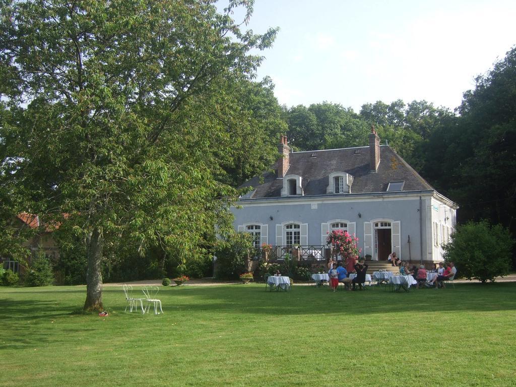 Hotel Les Grands Chenes 생-파르조 외부 사진